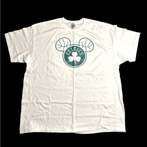Men’s Custom Made Mickey Mouse Boston Celtics T-shirt - Size XXL - NWOT